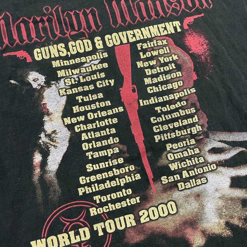 Fruit Of The Loom Vintage Marilyn Manson guns god… - image 4