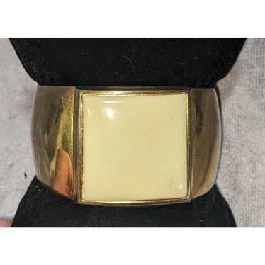 Other Avon Vintage Gold And Cream Cuff Bracelet