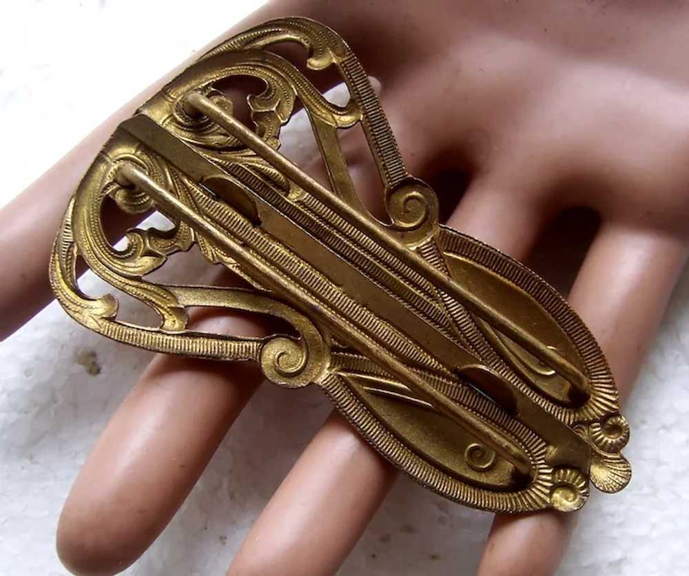 Two Art Nouveau belt or sash buckles in gilded re… - image 10