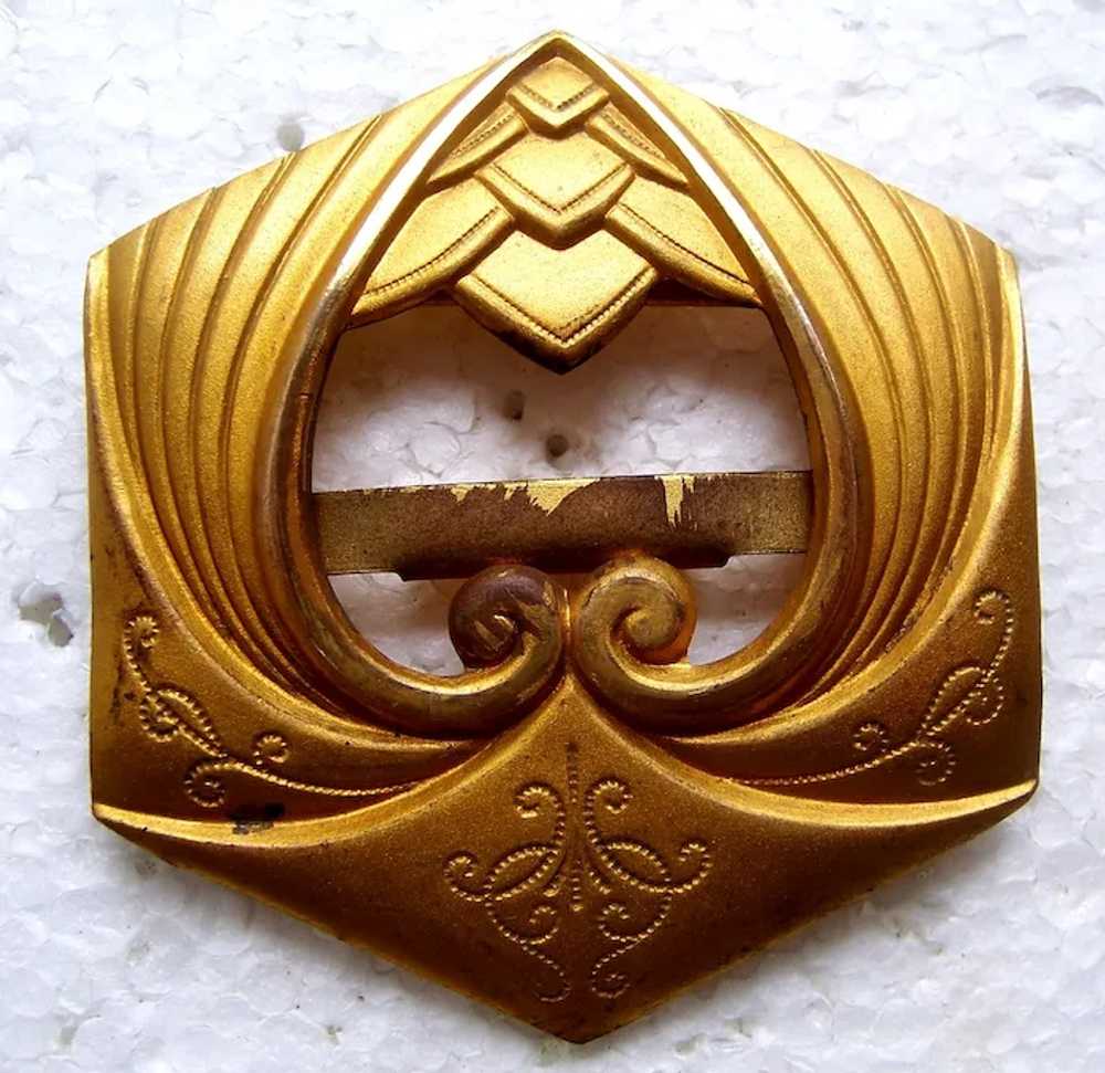 Two Art Nouveau belt or sash buckles in gilded re… - image 2