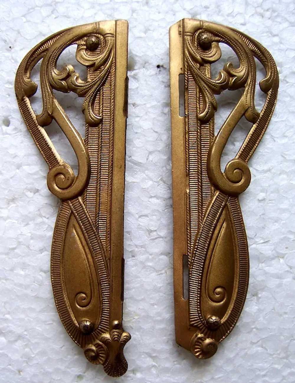 Two Art Nouveau belt or sash buckles in gilded re… - image 9