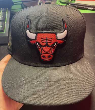 New Era Vintage Bulls Fitted - image 1