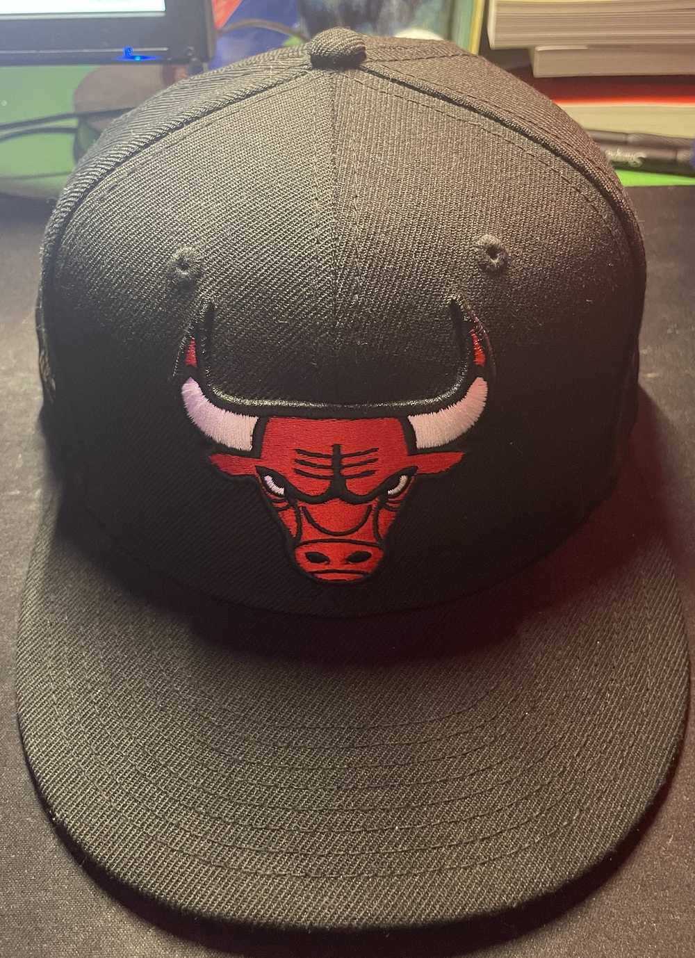 New Era Vintage Bulls Fitted - image 8