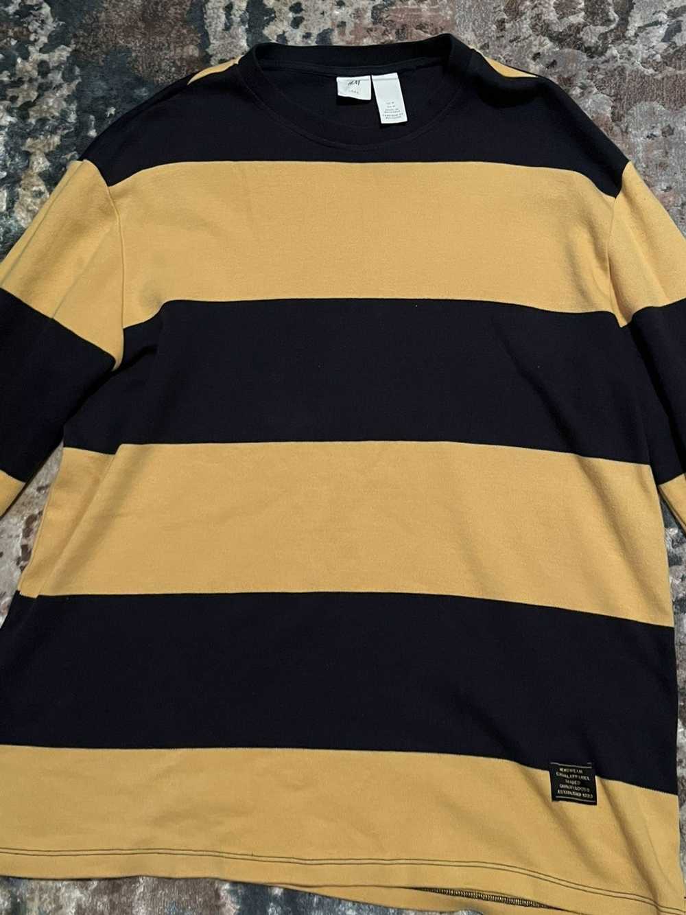 H&M Black and Yellow Striped H&M Longsleeve T-shi… - image 2