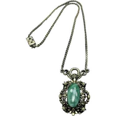 Vintage Green Peking Glass Necklace