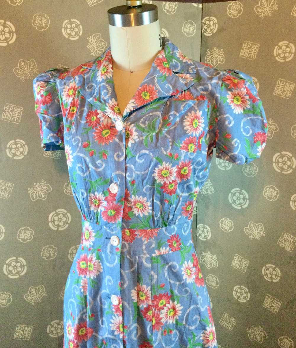 1940s Floral Cotton Shirtwaist Dress - image 4