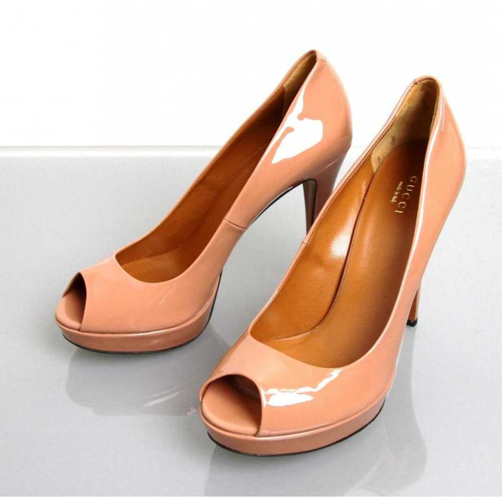 Gucci Patent leather heels - image 7