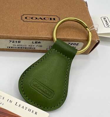 Vintage coach key fob - Gem