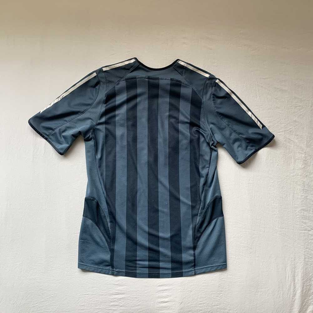 Adidas Newcastle Away Jersey 2005 - image 6