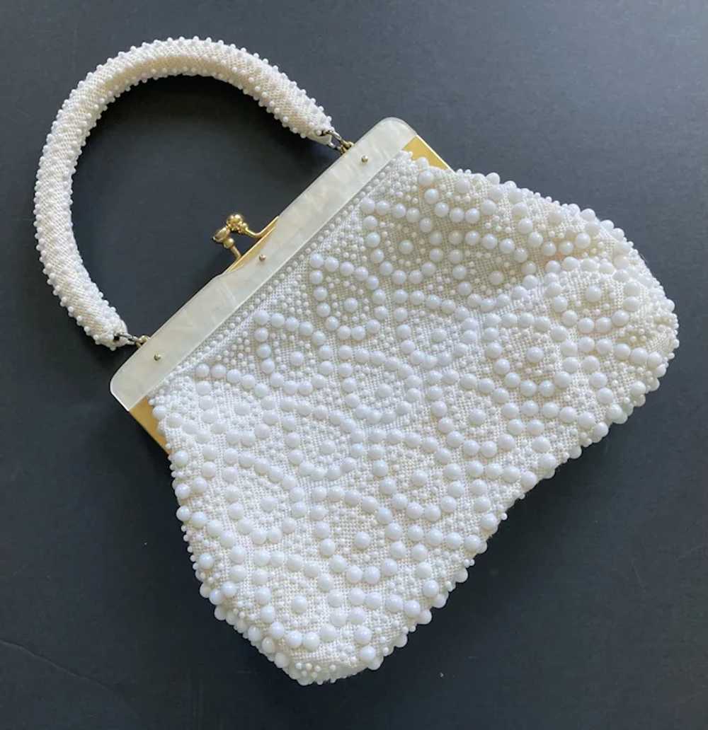 REDUCED 1960's White Plastic Beaded Purse With Mo… - image 2