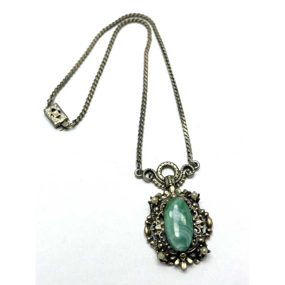 Vintage Vintage Green Peking Glass Necklace - image 2