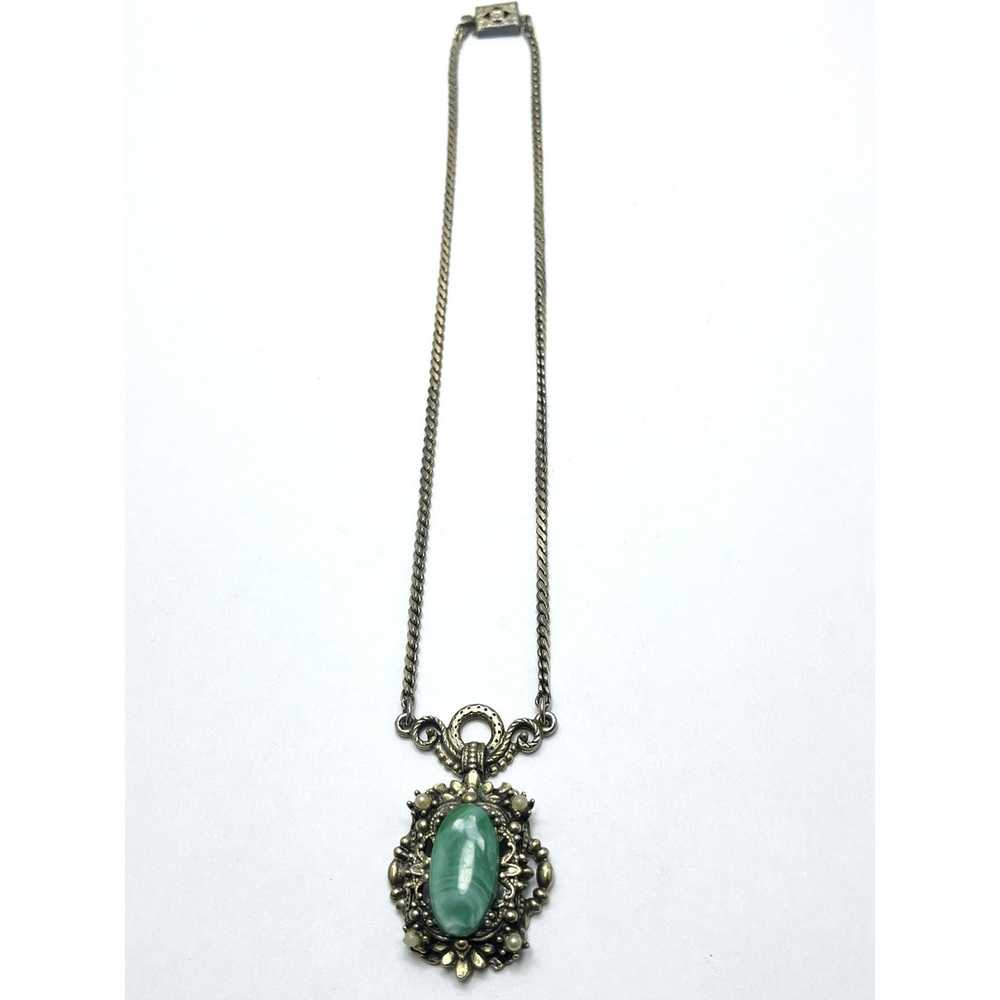Vintage Vintage Green Peking Glass Necklace - image 5