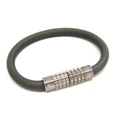 Louis Vuitton Hockenheim Bracelet - Silver-Tone Metal Wrap