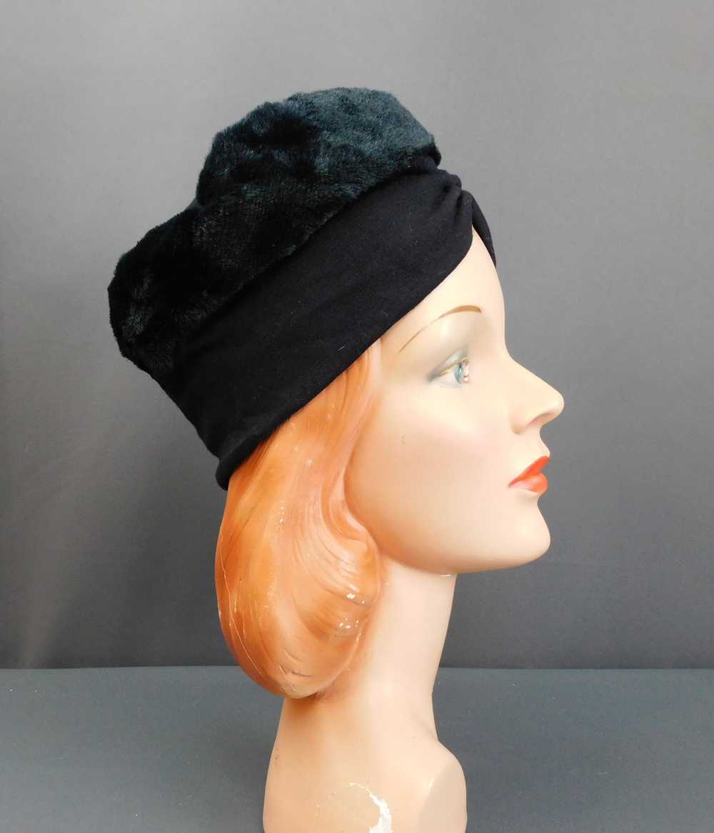 Vintage Black Hat with Faux Fur, 1960s Fine Wool … - image 3