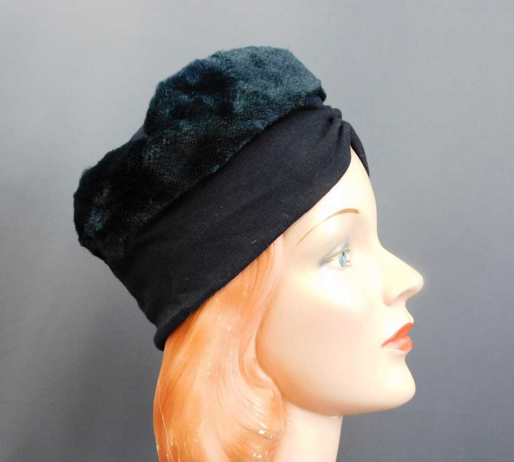 Vintage Black Hat with Faux Fur, 1960s Fine Wool … - image 7