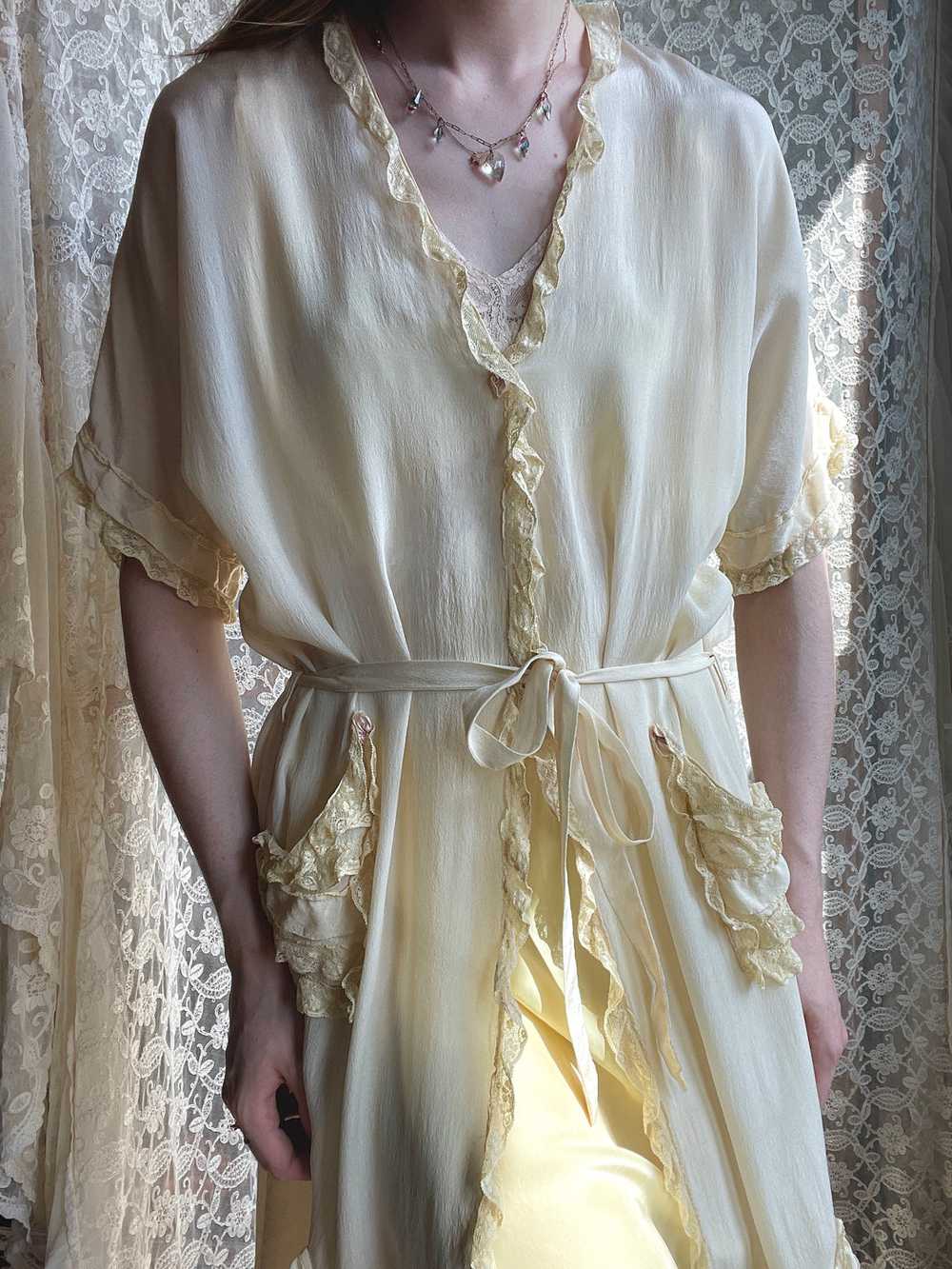 1920s Pale Yellow Silk Ruffle Robe Tie Waist - image 11