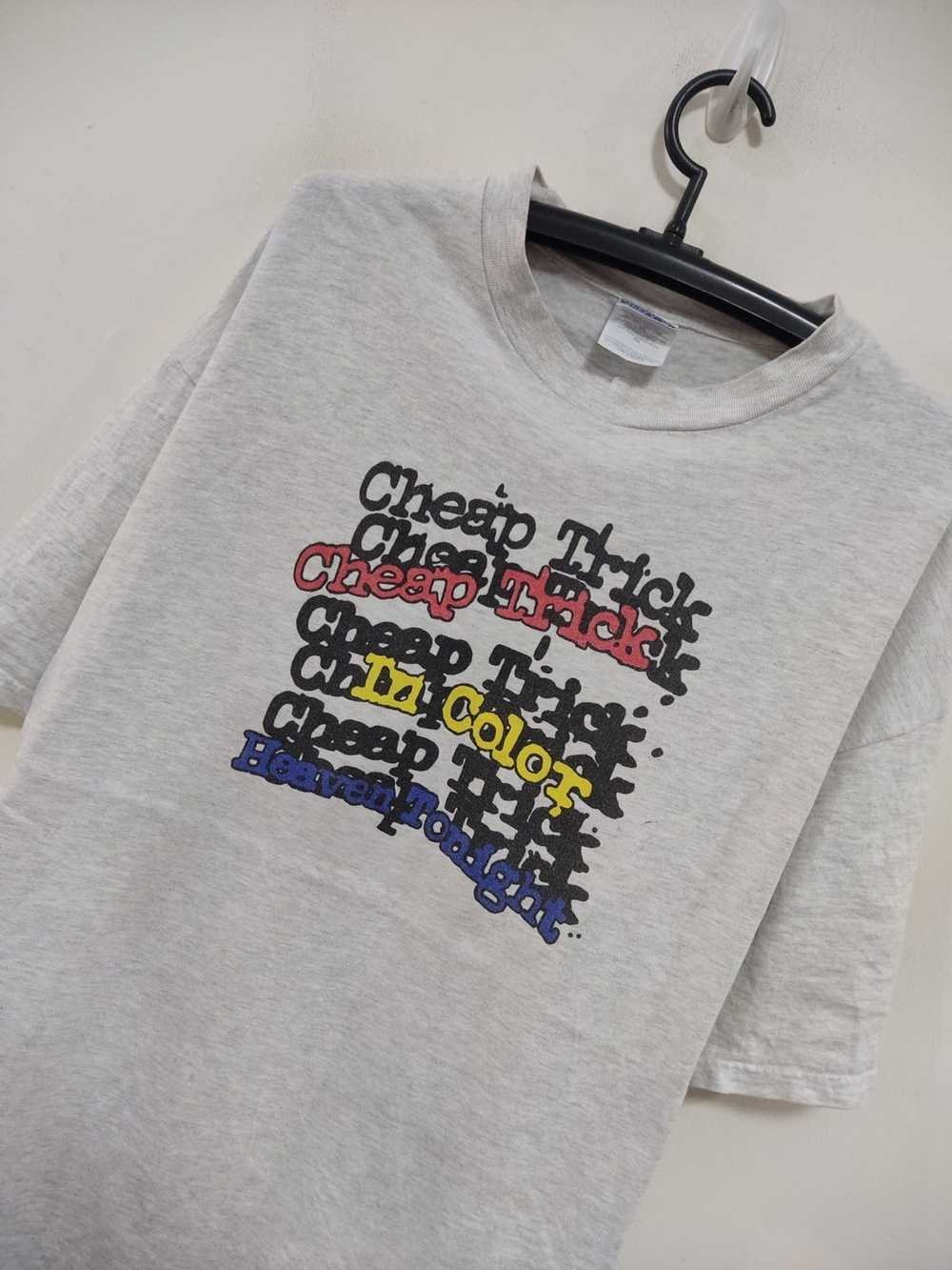 Streetwear × Tour Tee × Vintage Vintage 2000s Che… - image 2