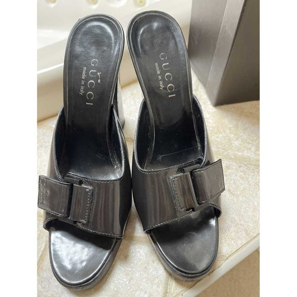 Gucci Patent leather sandals - image 5