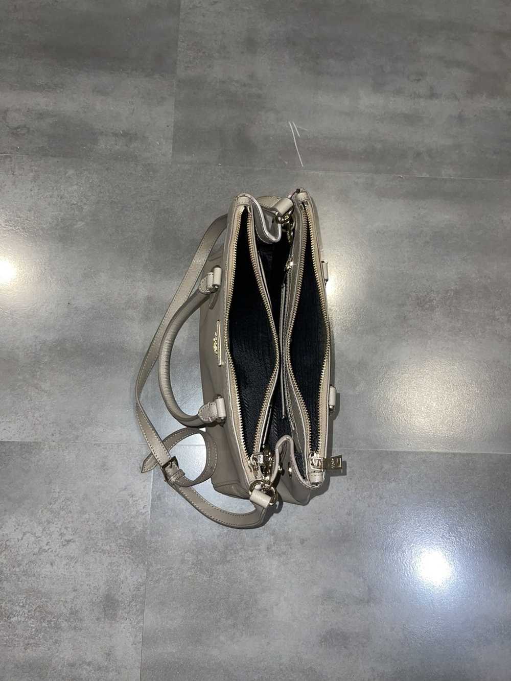 Luxury Prada Milano Beige Leather Hand Bag - image 3