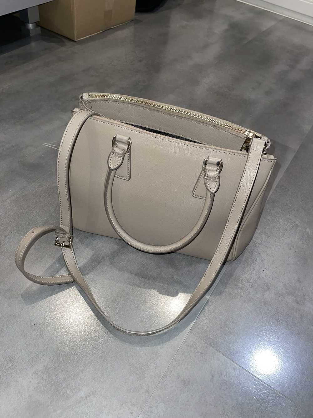 Luxury Prada Milano Beige Leather Hand Bag - image 5