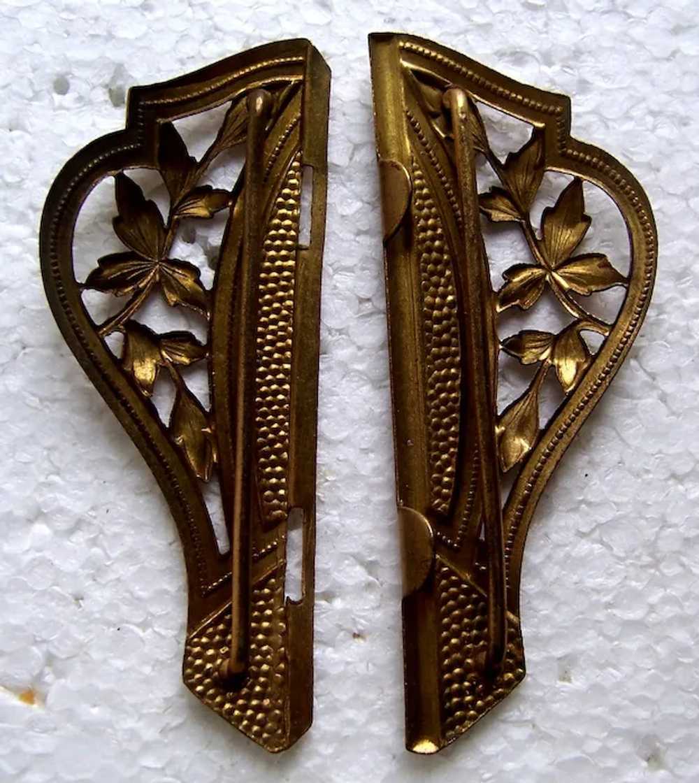 Two Art Nouveau belt or sash buckles in gilded re… - image 10