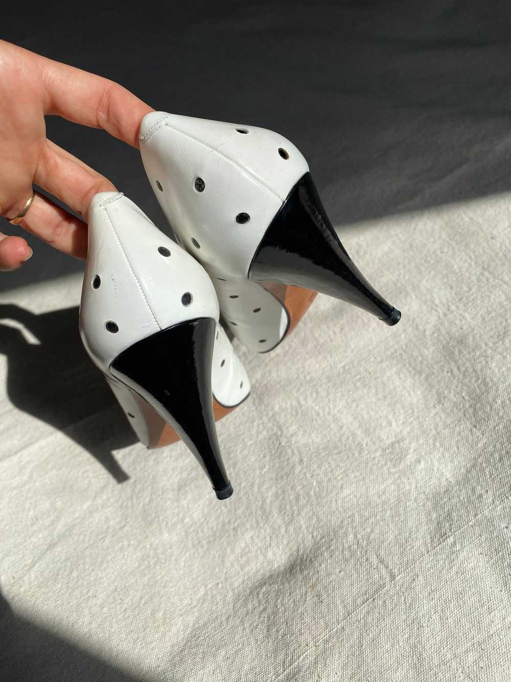 vintage black and white polka dot heels / 80s lea… - image 6
