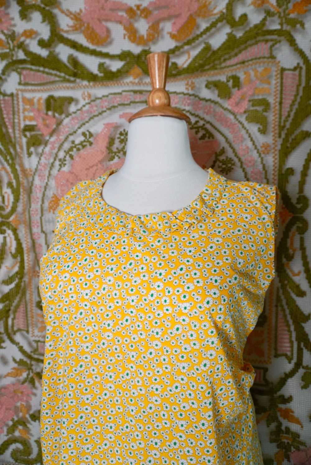 Mod Yellow Floral Dress, 1X - image 2