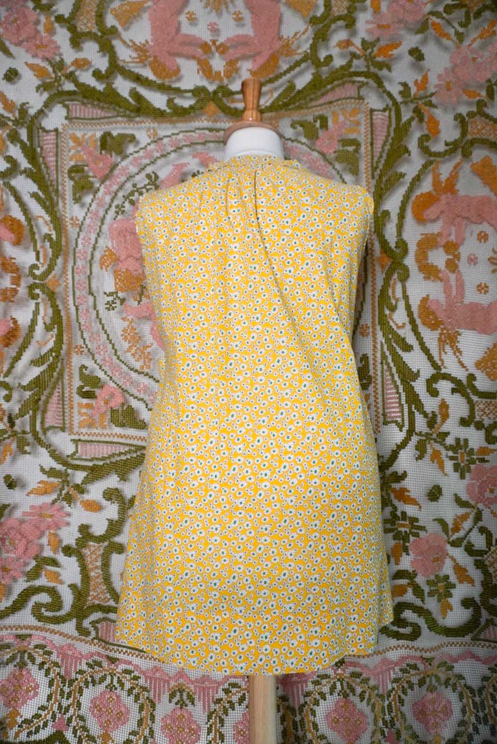 Mod Yellow Floral Dress, 1X - image 3