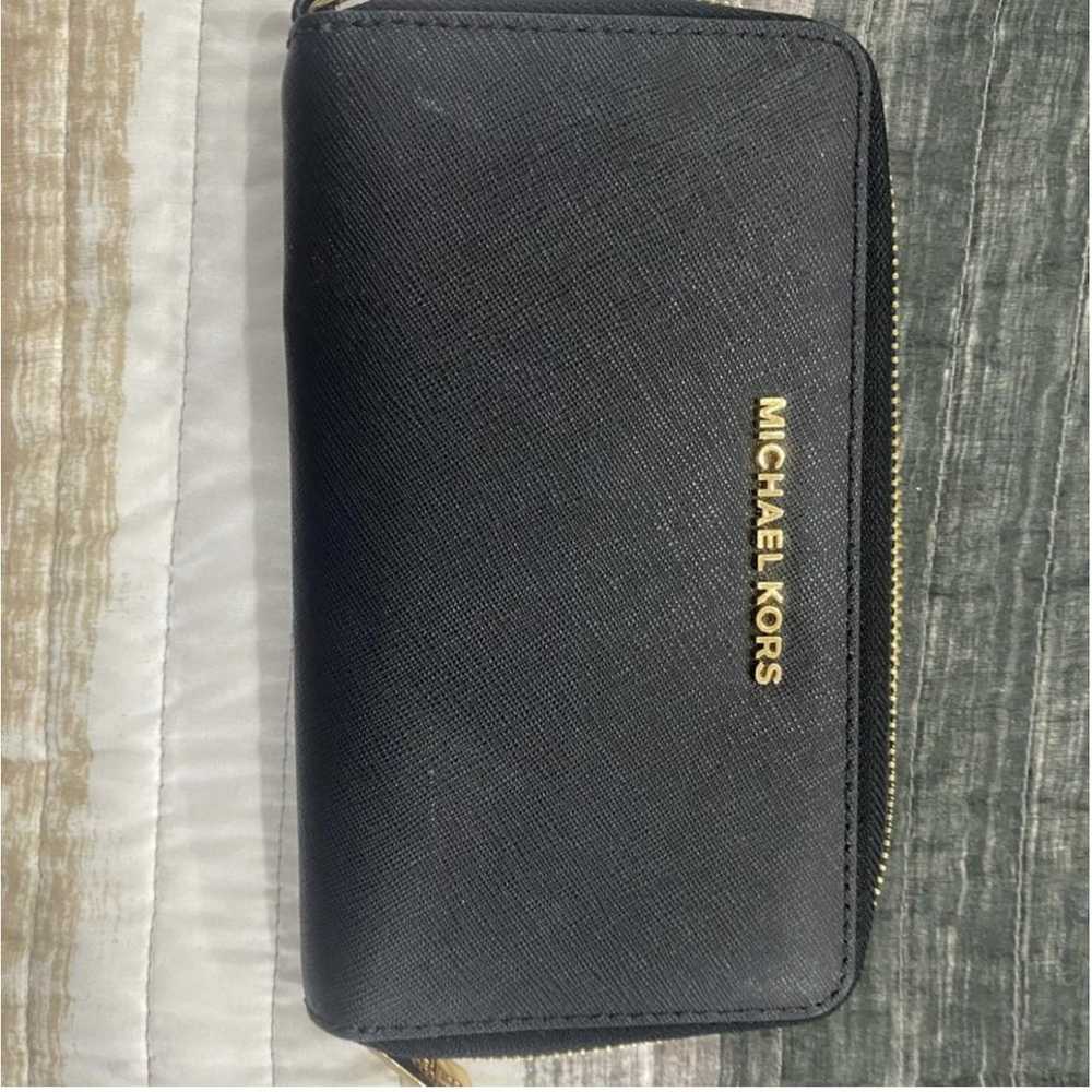 Michael Kors Leather wallet - image 7