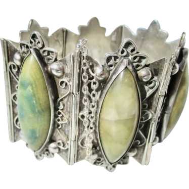 Mexican 980 Silver and Green Agate Bracelet circa 