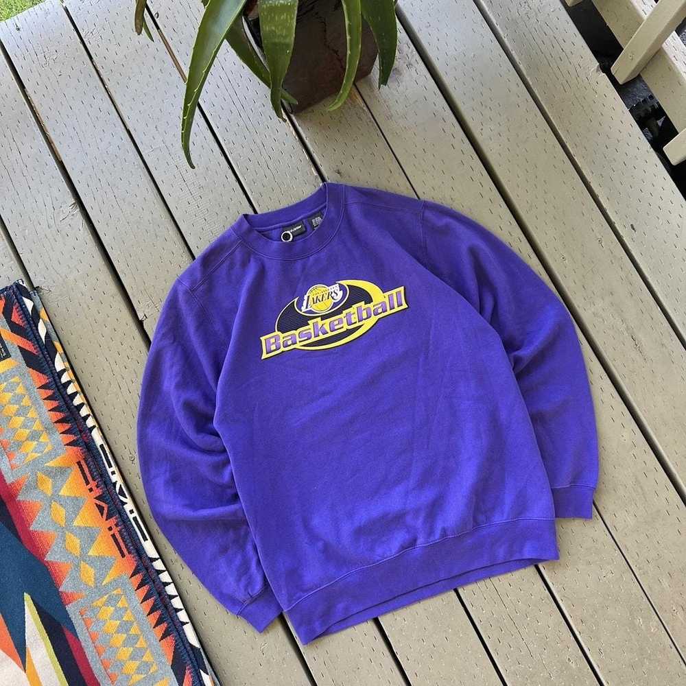 NBA × Vintage Lakers crewneck - image 4