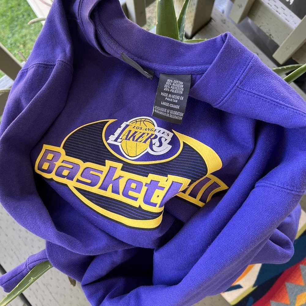 NBA × Vintage Lakers crewneck - image 5