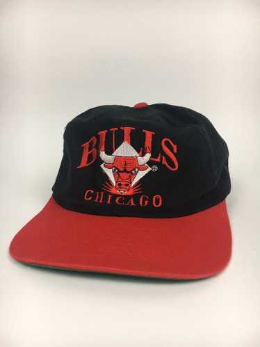 NBA × Signatures × Vintage Vintage Chicago Bulls S