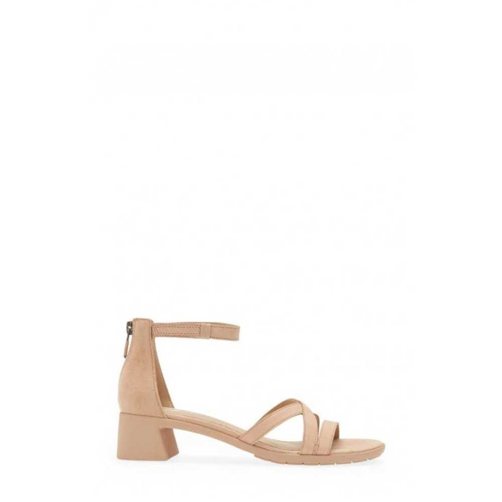 Eileen Fisher Leather sandal - image 6