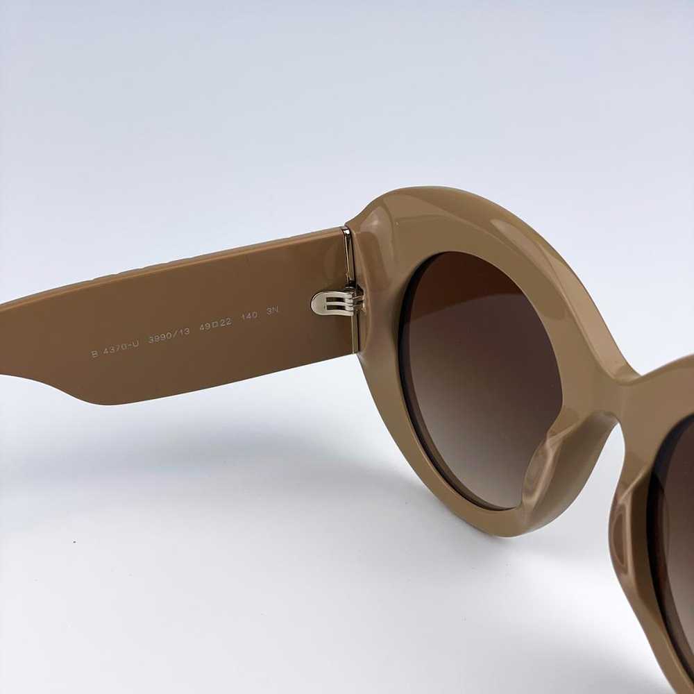 Burberry Sunglasses - image 11