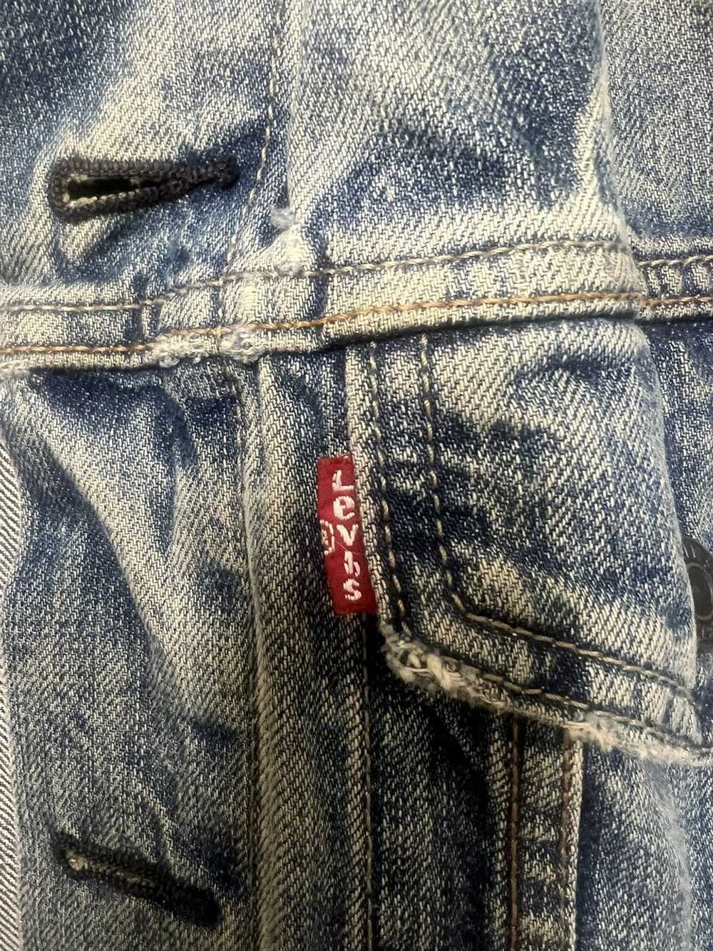 Levi's levi’s washed blue jean denim jacket - image 7