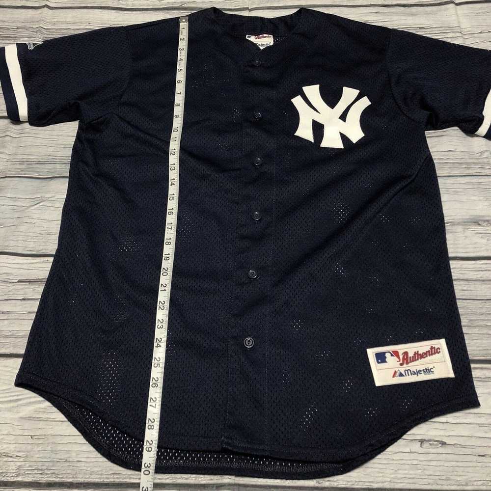 New York Yankees Majestic MLB baseball shirt 'The Captain' #4 Derek Jeter  medium