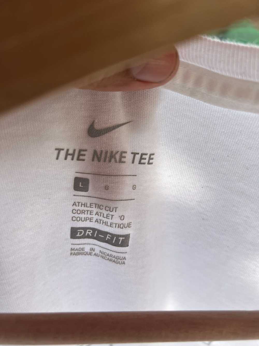 Nike 🐇 RARE Los Angeles Nike x Air Gallery Runni… - image 6