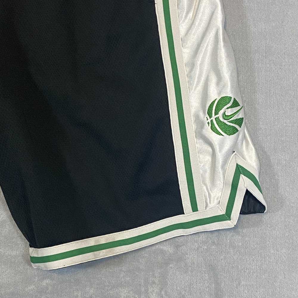 Nike × Vintage Basketball Shorts Mens Large Celti… - image 1