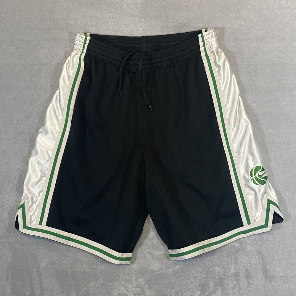 Nike × Vintage Basketball Shorts Mens Large Celti… - image 2