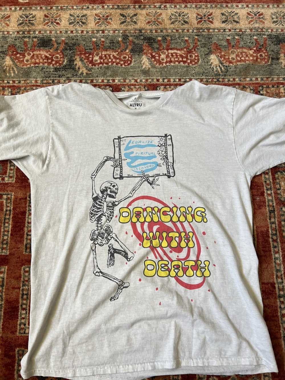 Vintage Graphic tee - image 1