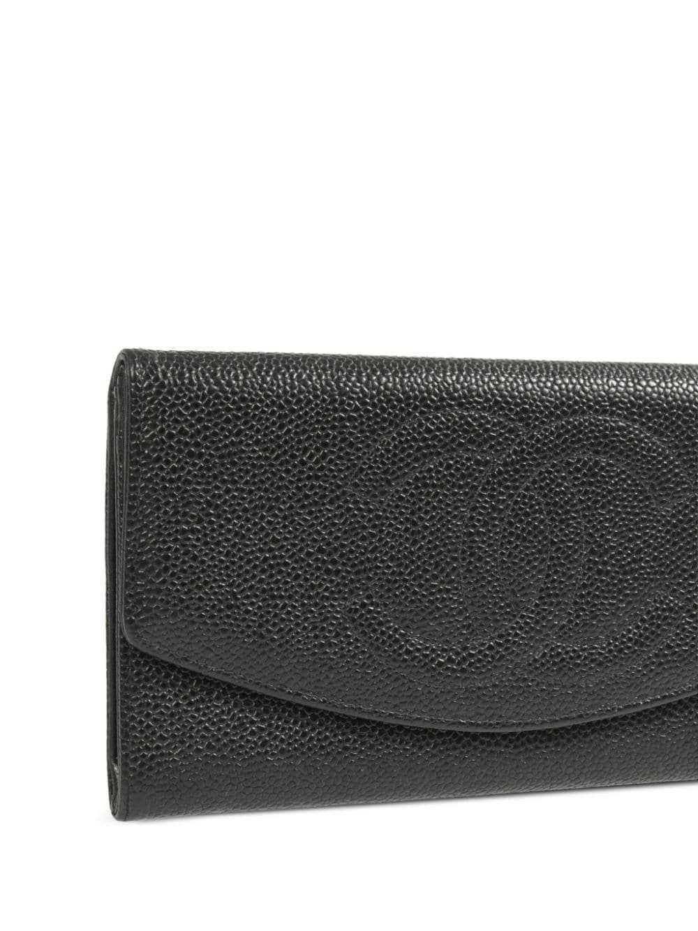 CHANEL Pre-Owned 1998 long flap wallet - Black - image 3