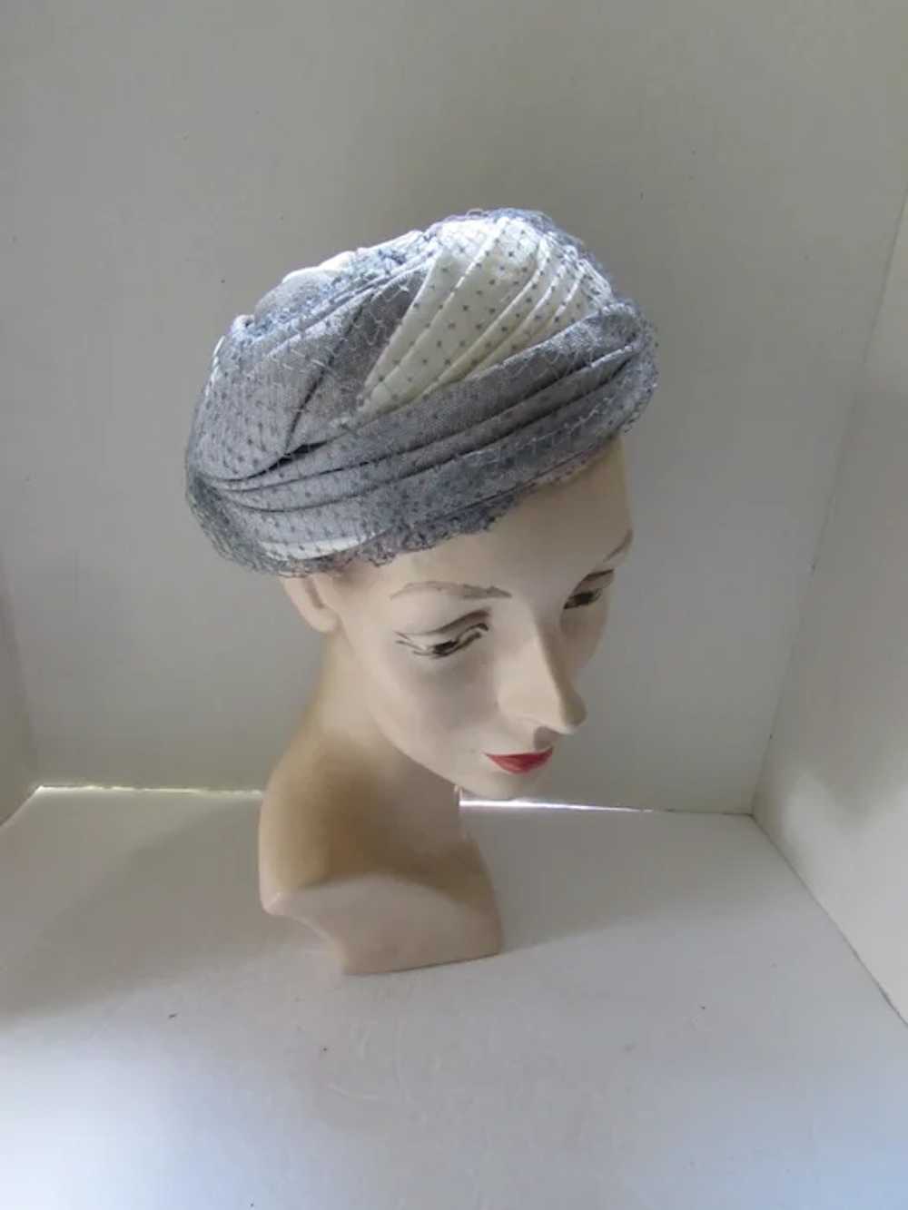 SALE Saks Fifth Avenue Vintage Hat Swirls of Dove… - image 3