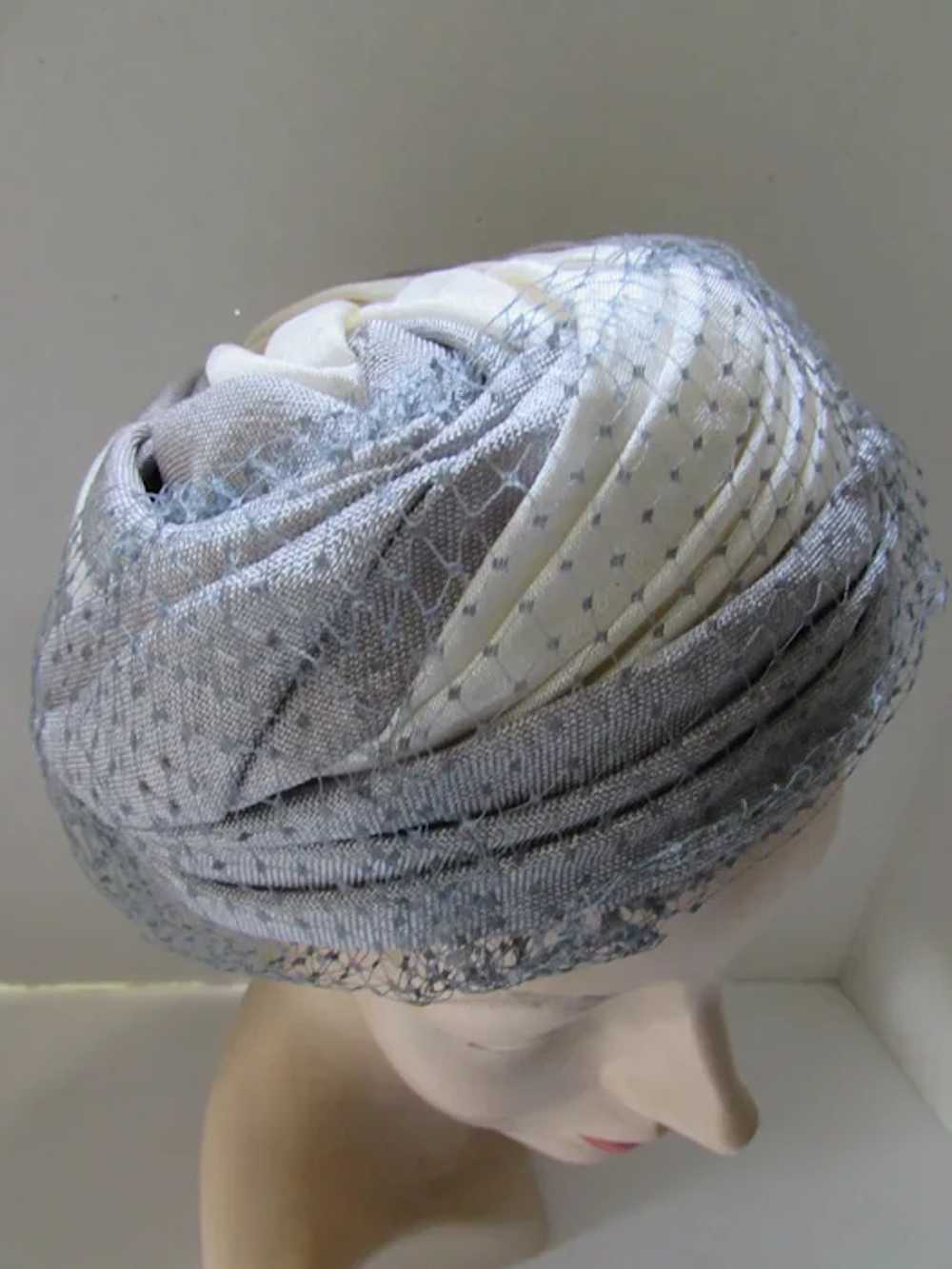 SALE Saks Fifth Avenue Vintage Hat Swirls of Dove… - image 4