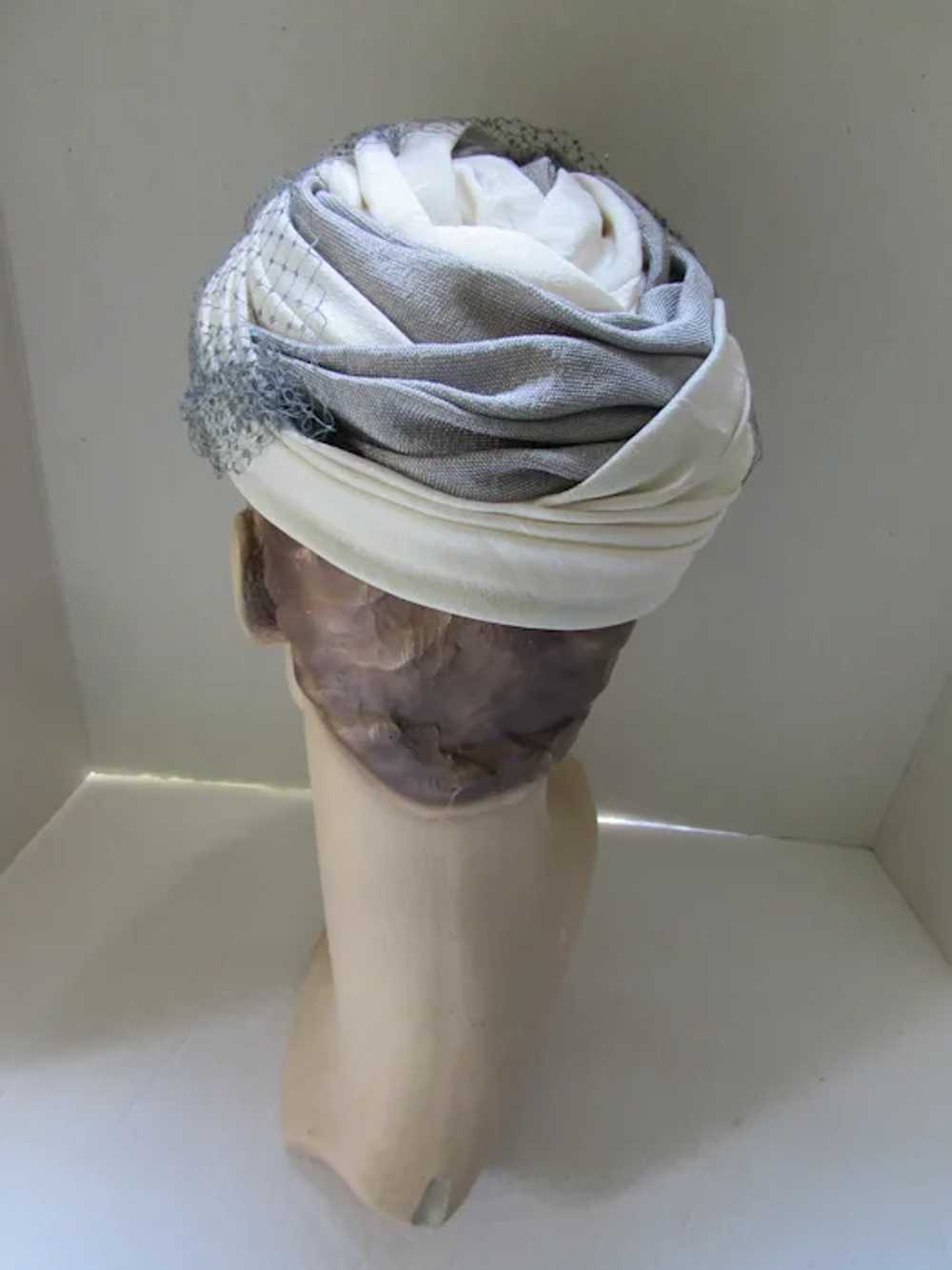 SALE Saks Fifth Avenue Vintage Hat Swirls of Dove… - image 5