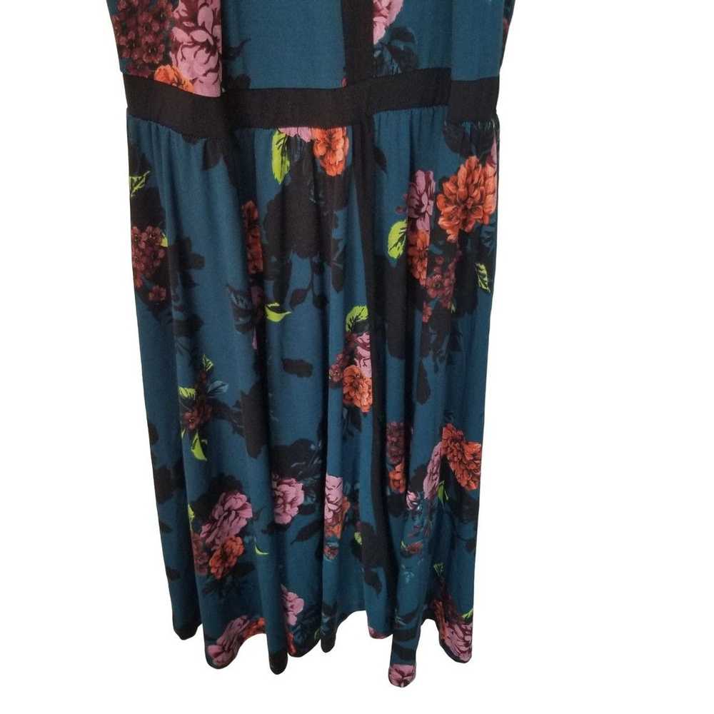 Other Torrid Womens 00X Blue Floral Sleeveless Hi… - image 4