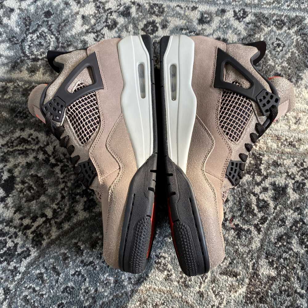 Jordan Brand × Nike Air Jordan 4 Taupe Haze - image 3