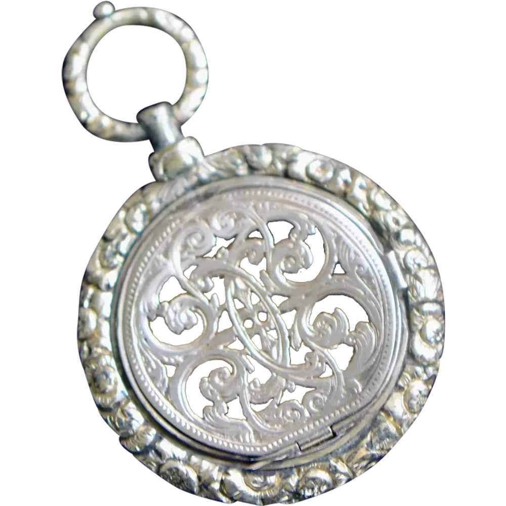 Victorian Filigree Design Round Photo Locket - image 1