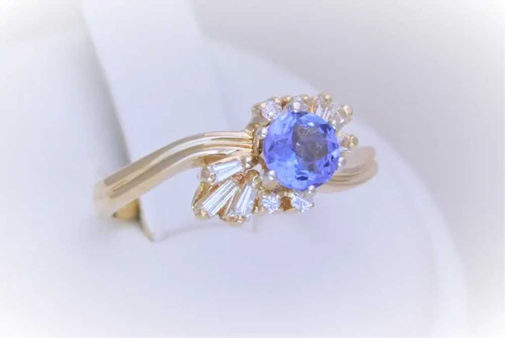 Vintage 14k Gold Natural Tanzanite and Diamond Ri… - image 3