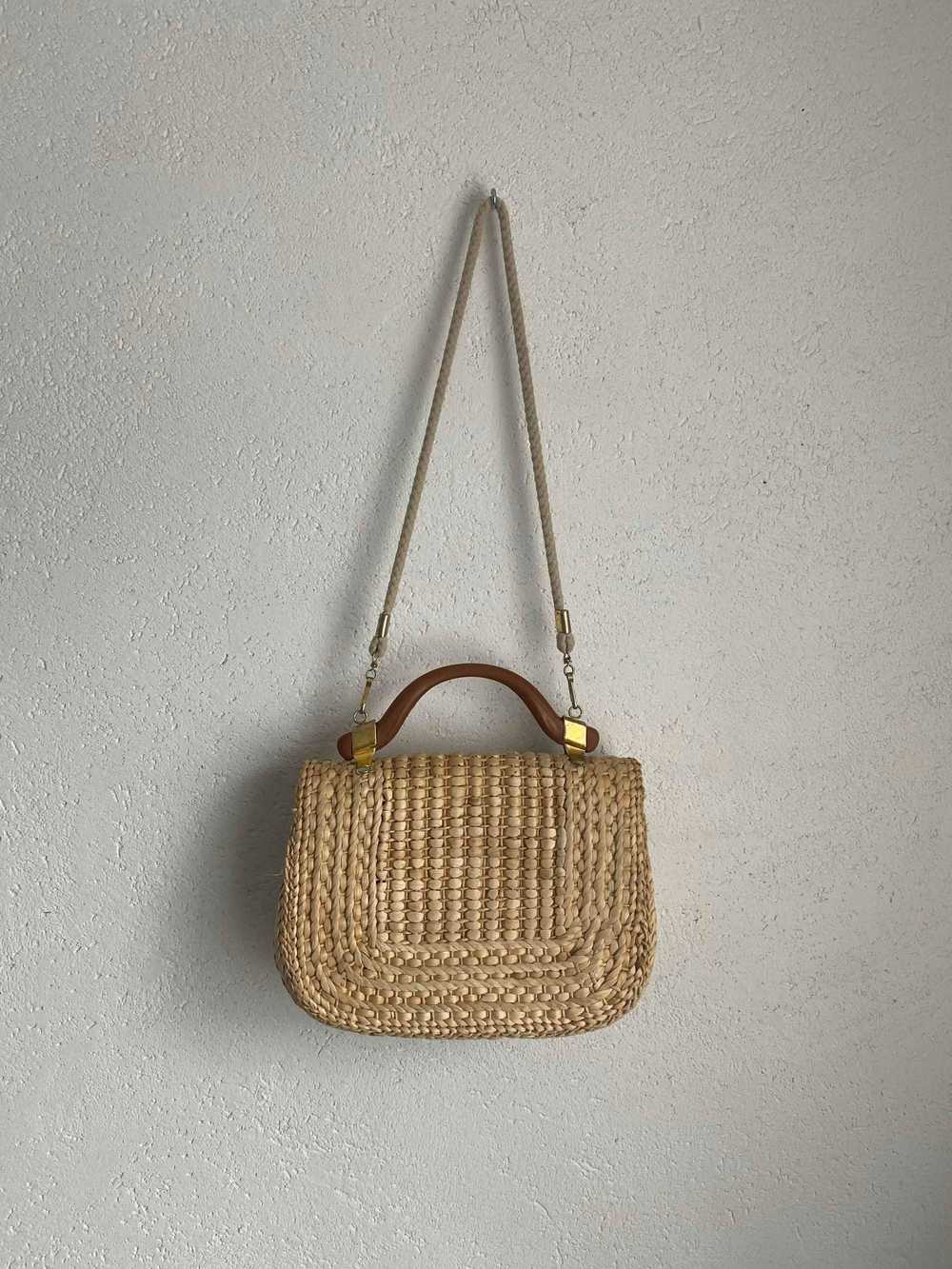straw handbag - Handbag and shoulder strap Woven … - image 2